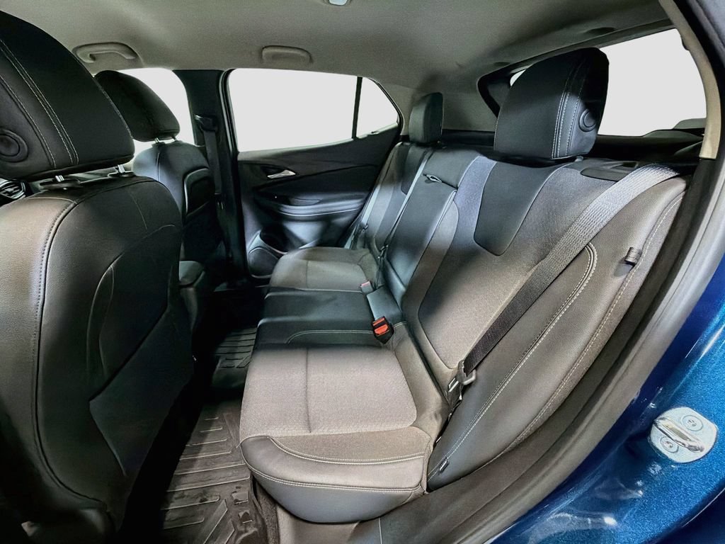 Used 2021 Buick Encore GX Select w/ Advanced Technology Package FWD image 25