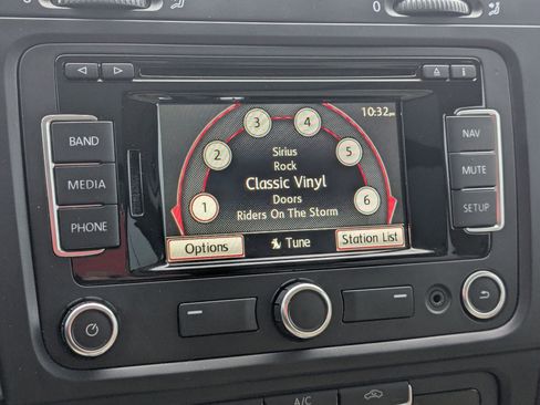 Used 2013 Volkswagen Jetta TDI image 22