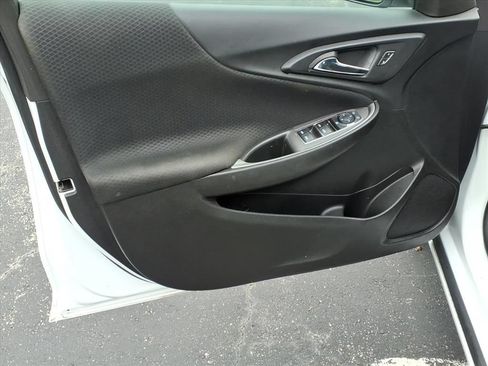 Used 2024 Chevrolet Malibu LS FWD image 16
