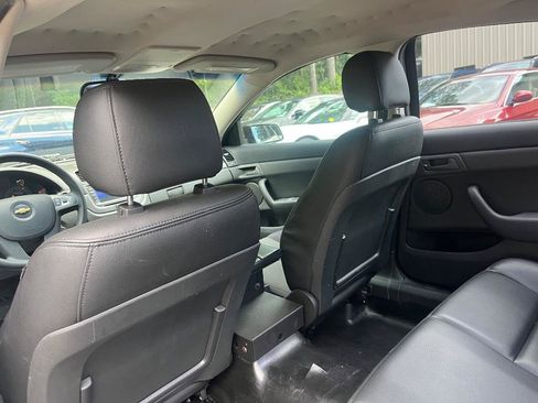 Used 2012 Chevrolet Caprice RWD image 19