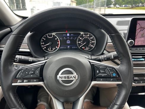 Used 2021 Nissan Altima 2.5 Platinum AWD/4WD image 15