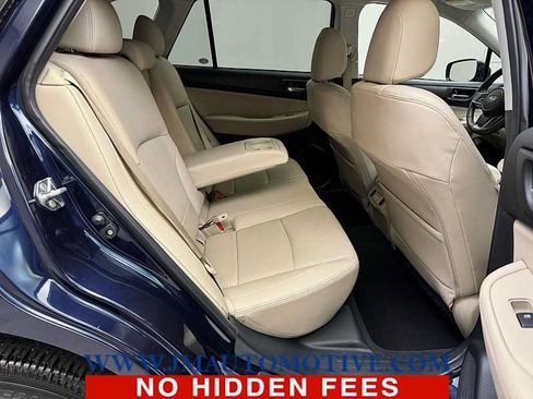 Used 2018 Subaru Outback 2.5i Limited AWD/4WD image 18