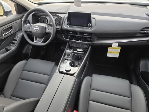 New 2026 Nissan Rogue SV w/ SV Premium Package image 14