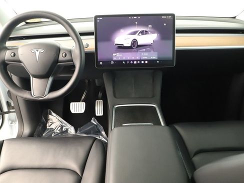 Used 2023 Tesla Model Y Performance AWD/4WD image 17