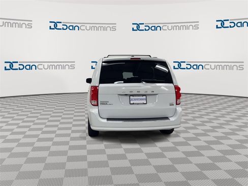 Used 2017 Dodge Grand Caravan GT image 7