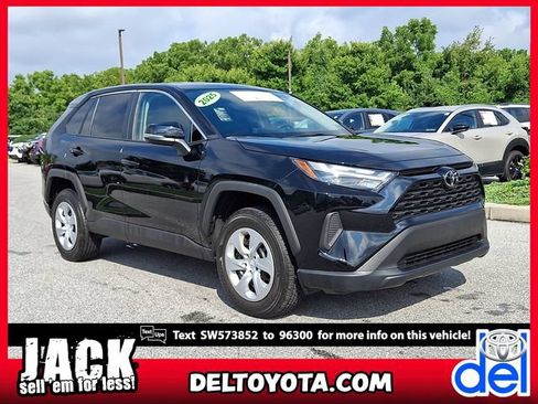 Certified 2025 Toyota RAV4 LE AWD/4WD image 1