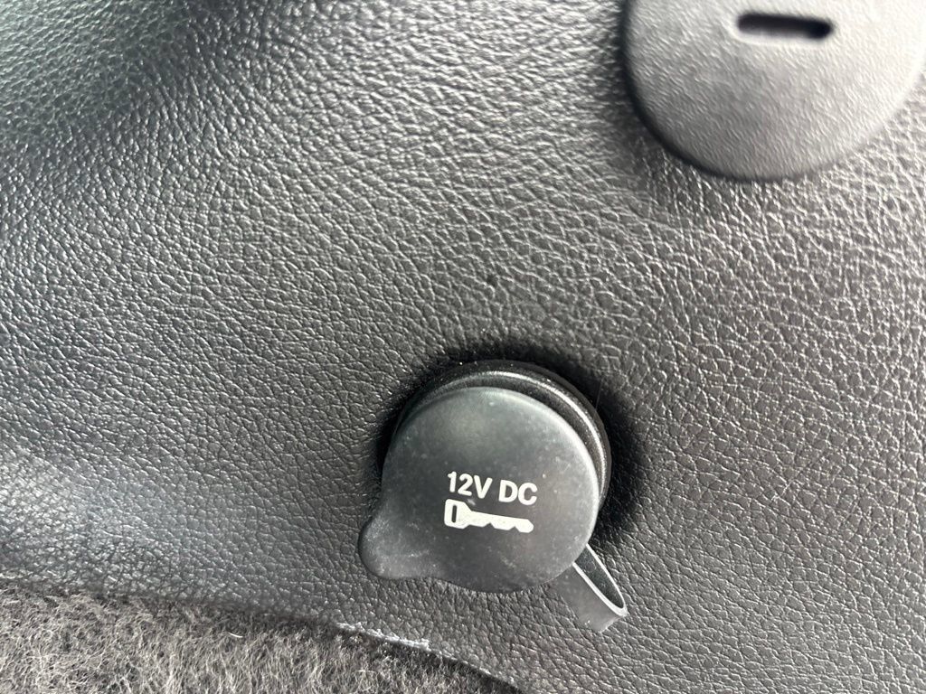 Used 2018 Jeep Grand Cherokee Altitude AWD/4WD image 29