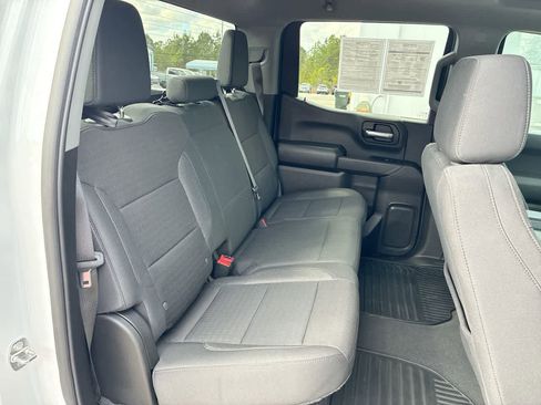 Used 2024 Chevrolet Silverado 1500 Custom image 25