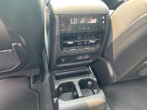 Used 2022 Jeep Grand Cherokee L Limited image 42