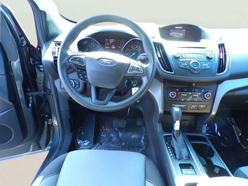 Used 2017 Ford Escape SE AWD/4WD image 21