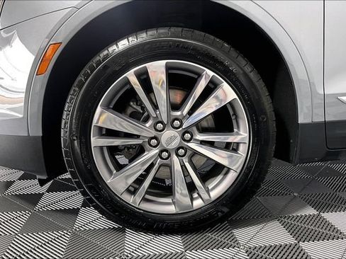 Used 2025 Cadillac XT5 Premium Luxury FWD image 8