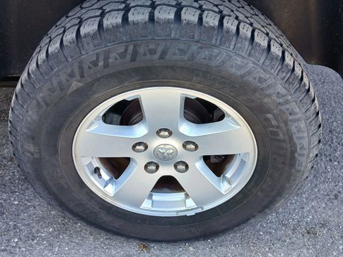 Used 2012 RAM 1500 Classic SLT w/ Protection Group image 12