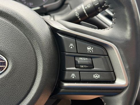 Used 2023 Subaru Outback Touring XT AWD/4WD image 17