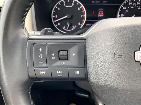 Used 2025 Nissan Rogue SV AWD/4WD image 24