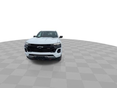 Certified 2023 Chevrolet Colorado Z71 w/ Z71 Convenience Package 2 image 4