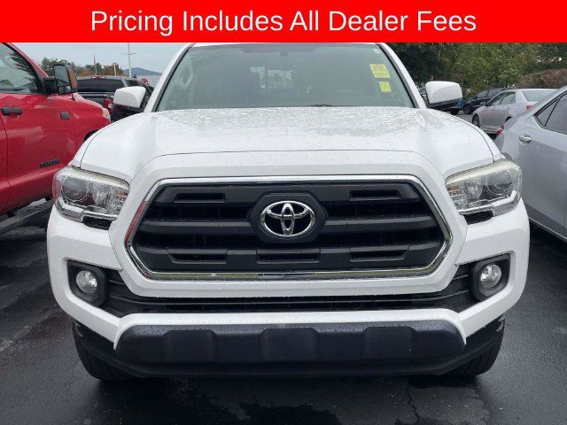 Used 2017 Toyota Tacoma SR5 w/ Tow Package AWD/4WD image 14