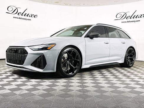Used 2025 Audi RS 6 performance w/ Matte Carbon Package AWD/4WD image 3