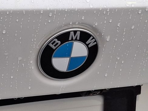 Used 2023 BMW 330i xDrive Sedan w/ Premium Package image 29