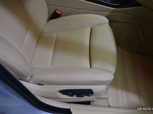 Used 2014 BMW 550i xDrive Sedan AWD/4WD image 16