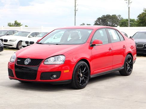 Used 2009 Volkswagen Jetta GLI FWD image 4