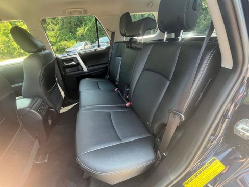 Used 2024 Toyota 4Runner TRD Sport image 32