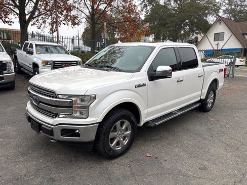 Used 2018 Ford F150 Lariat w/ Equipment Group 502A Luxury image 14