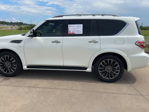 Used 2020 Nissan Armada Platinum w/ Platinum Reserve Package AWD/4WD image 6