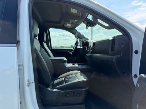 Certified 2024 Chevrolet Silverado 2500 LTZ w/ LTZ Plus Package AWD/4WD image 11