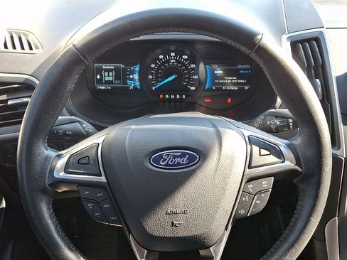 Used 2022 Ford Edge SEL AWD/4WD image 18