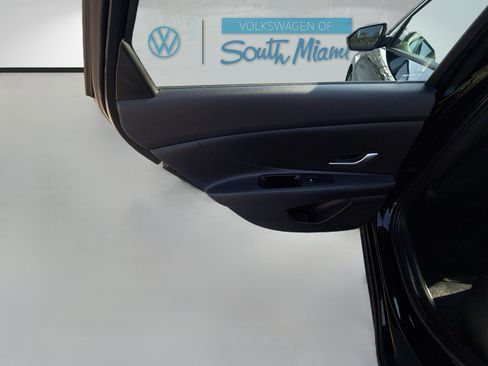 Used 2023 Hyundai Elantra SEL FWD image 24
