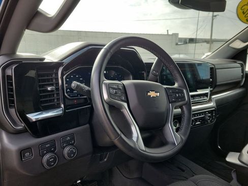 Used 2023 Chevrolet Silverado 1500 LT image 21