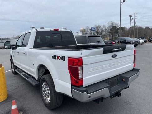 Used 2020 Ford F250 Lariat w/ Chrome Package image 4