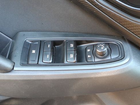 Used 2021 Subaru Crosstrek 2.0i AWD/4WD image 21