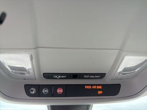 Used 2016 Chevrolet Malibu LT FWD image 15