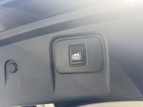 Used 2019 Nissan Murano Platinum AWD/4WD image 30