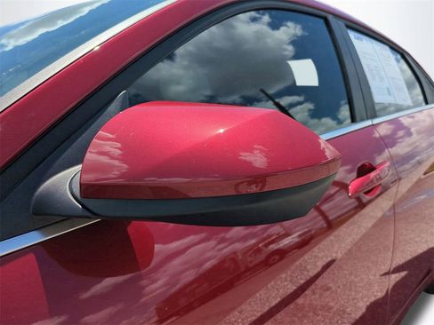 Certified 2025 Hyundai Elantra SEL FWD image 12