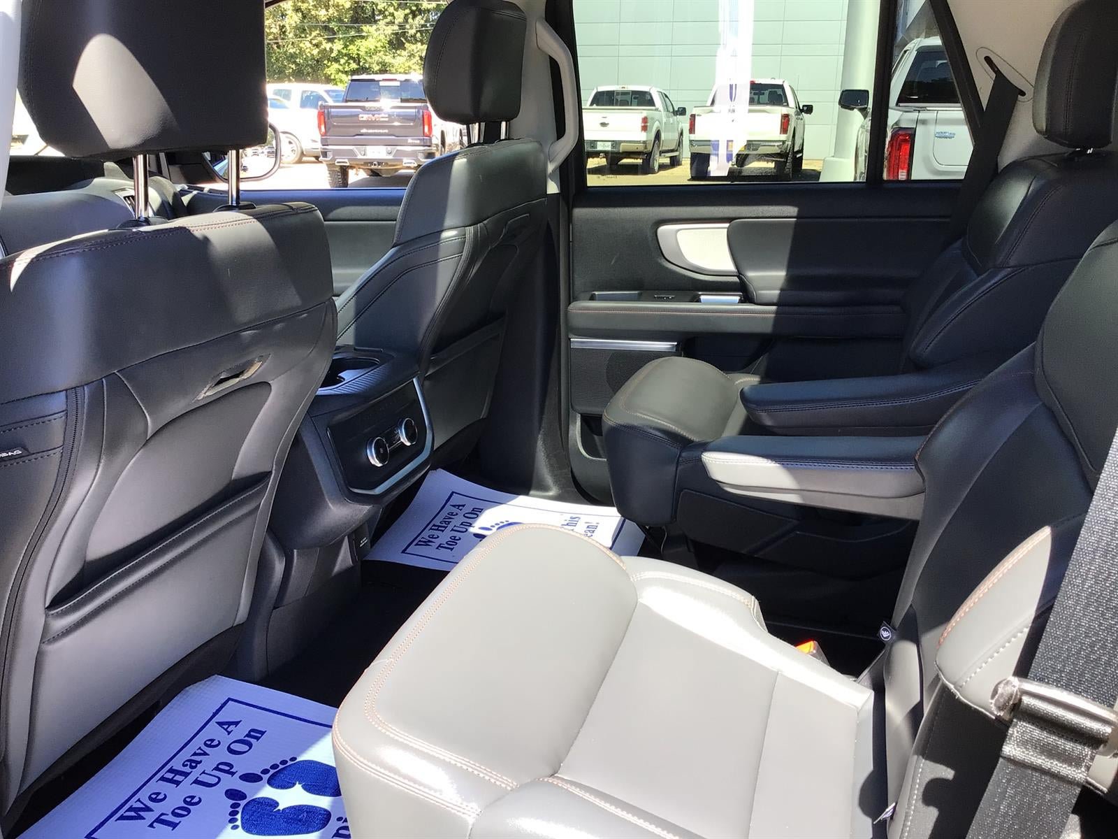 Certified 2025 Ford Expedition Active RWD image 18