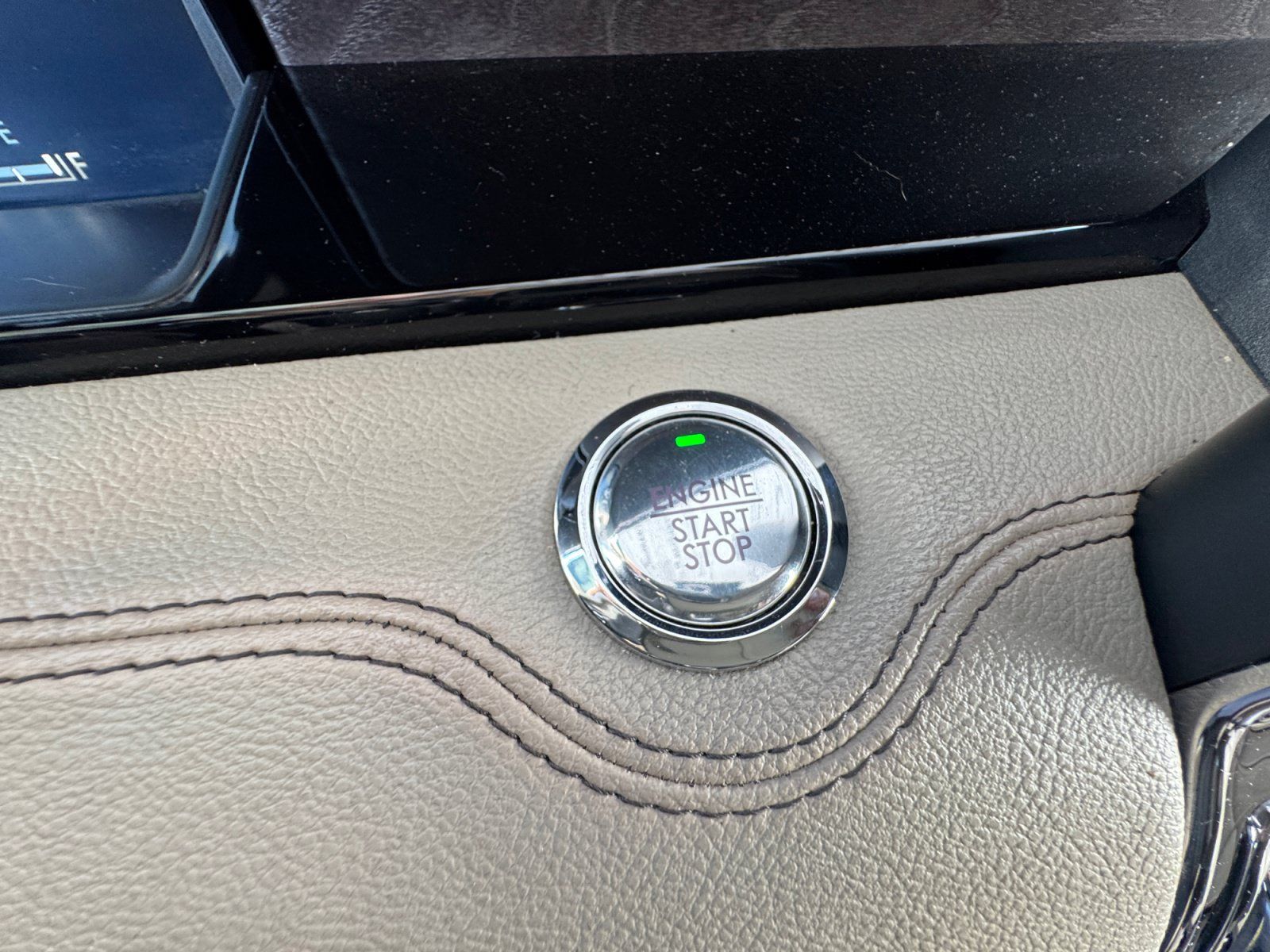Used 2023 Lincoln Navigator Reserve RWD image 30