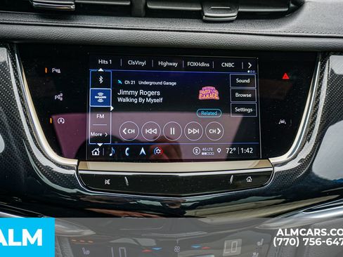 Used 2023 Cadillac XT6 Sport w/ Technology Package AWD/4WD image 43