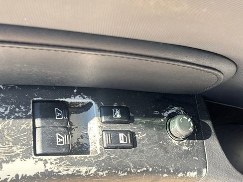 Used 2006 Nissan 350Z Touring image 6