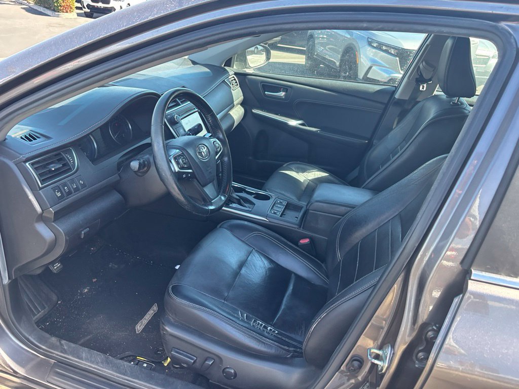 Used 2015 Toyota Camry XLE w/ Moonroof Package FWD image 14