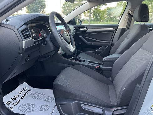 Used 2019 Volkswagen Jetta FWD image 17