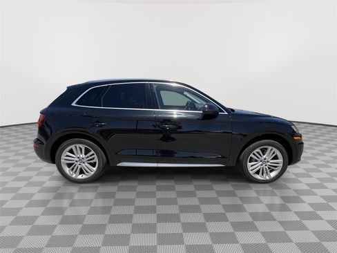 Used 2018 Audi Q5 2.0T Premium Plus w/ Premium Plus Package AWD/4WD image 5