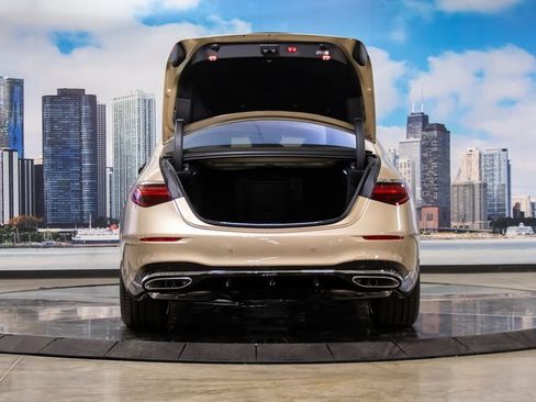 New 2026 Mercedes-Benz S 580 4MATIC Sedan image 12