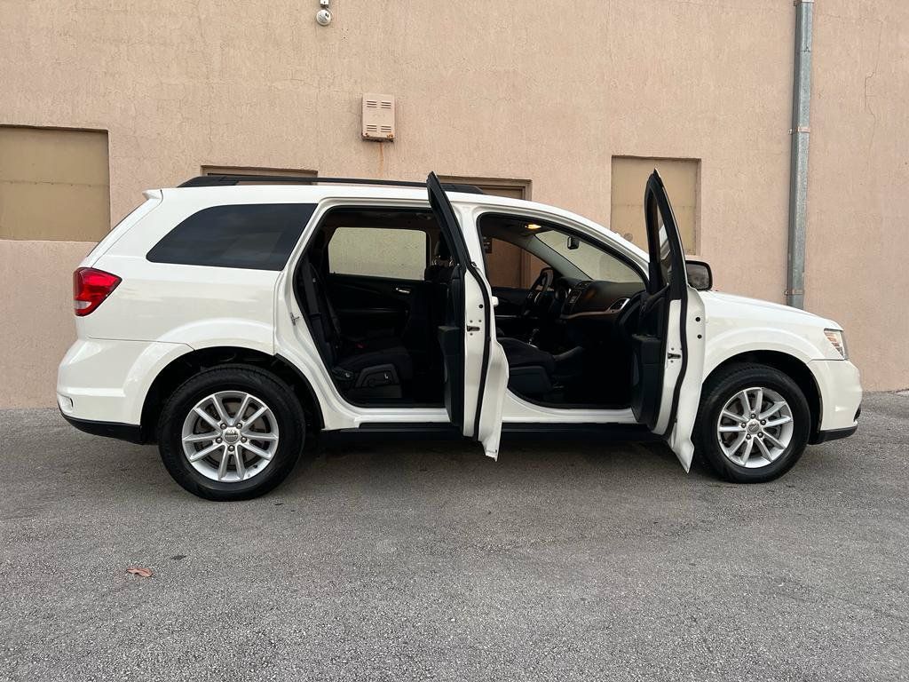 Used 2016 Dodge Journey SXT w/ Premium Group FWD image 17
