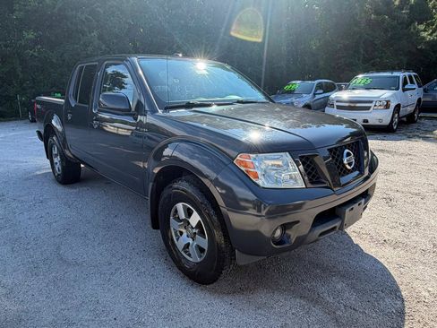 Used 2012 Nissan Frontier PRO-4X AWD/4WD image 6
