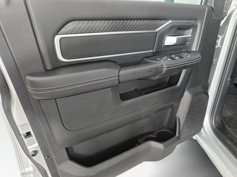 New 2026 RAM 2500 Big Horn AWD/4WD image 21