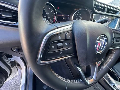Used 2021 Buick Encore GX Select FWD image 19