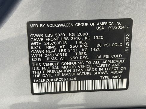 Used 2024 Volkswagen Atlas SE AWD/4WD image 35