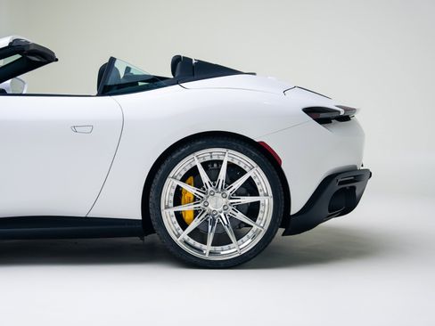 Used 2025 Ferrari Roma image 14